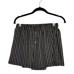 ASOS DESIGN Black White Stripe Pull On Shorts French Girl Chic Size Small